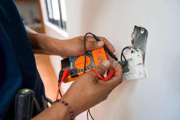 Best Affordable Emergency Electrician  in Waukon, IA